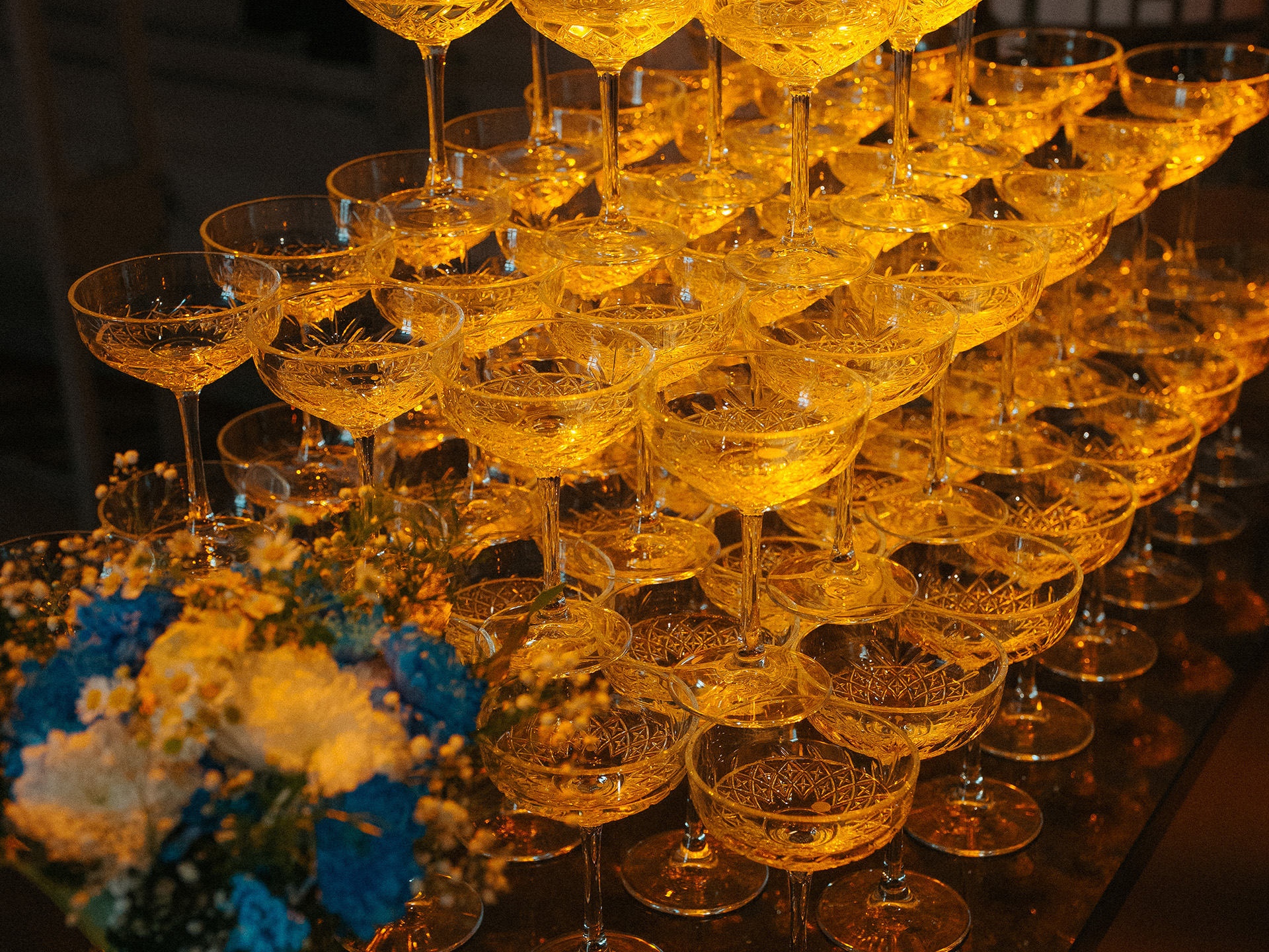 Przyjęcie urodzinowe w Messalka Events – spektakularny tort i eleganckie dekoracje Przyjęcie urodzinowe w Messalka Events – spektakularny tort i eleganckie dekoracje
